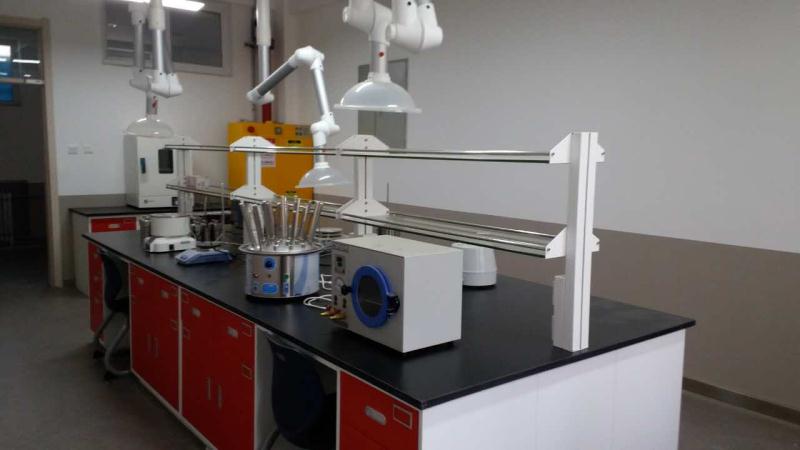 Engineering case